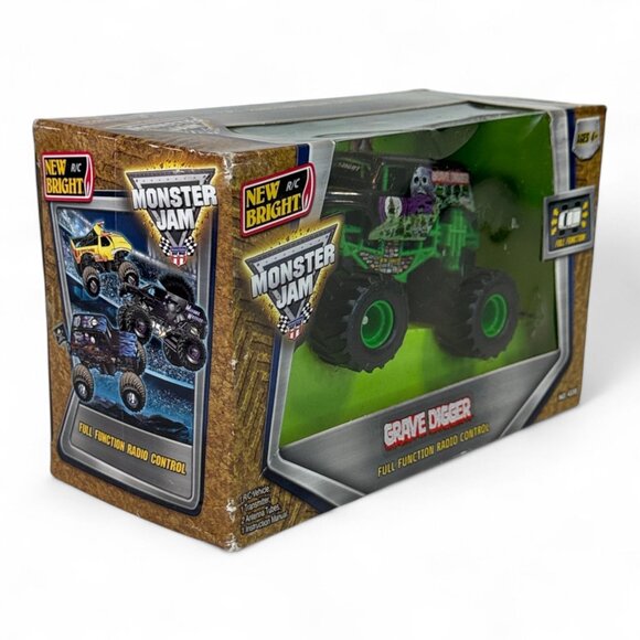 New Bright Monster Jam R/C Grave Digger 27 MHz Full Function Radio Control Truck - Picture 6 of 8
